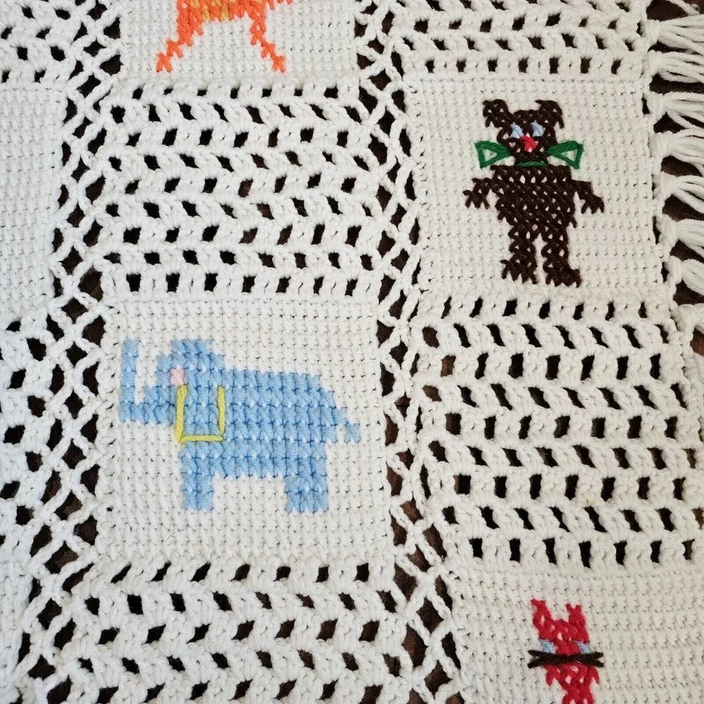 Vintage Crochet Afghan Baby‎ Blanket Bunny Cat Teddy Bear  37